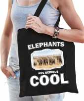 Dieren kudde olifanten tasje zwart volwassenen en kinderen elephants are cool boodschappentasje
