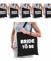 Pakket vrijgezellenfeest dames tasjes goodiebag 1x bride to be zwart 5x bride squad zwart