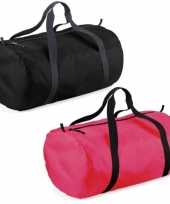 Set van 2x kleine sport draag tassen 50 x 30 x 26 cm zwart en roze