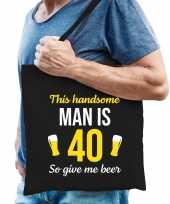 Verjaardag cadeau tas 40 jaar this handsome man is 40 give beer zwart voor heren